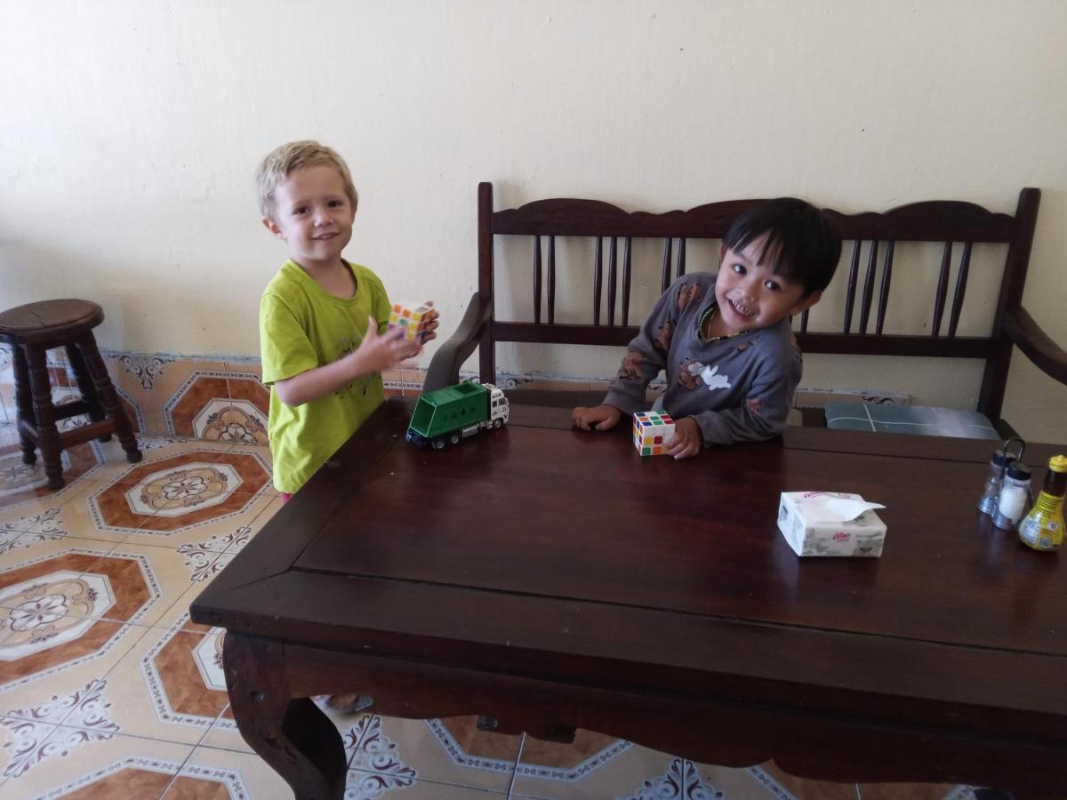 Bami Hostel Thakhek Extérieur photo